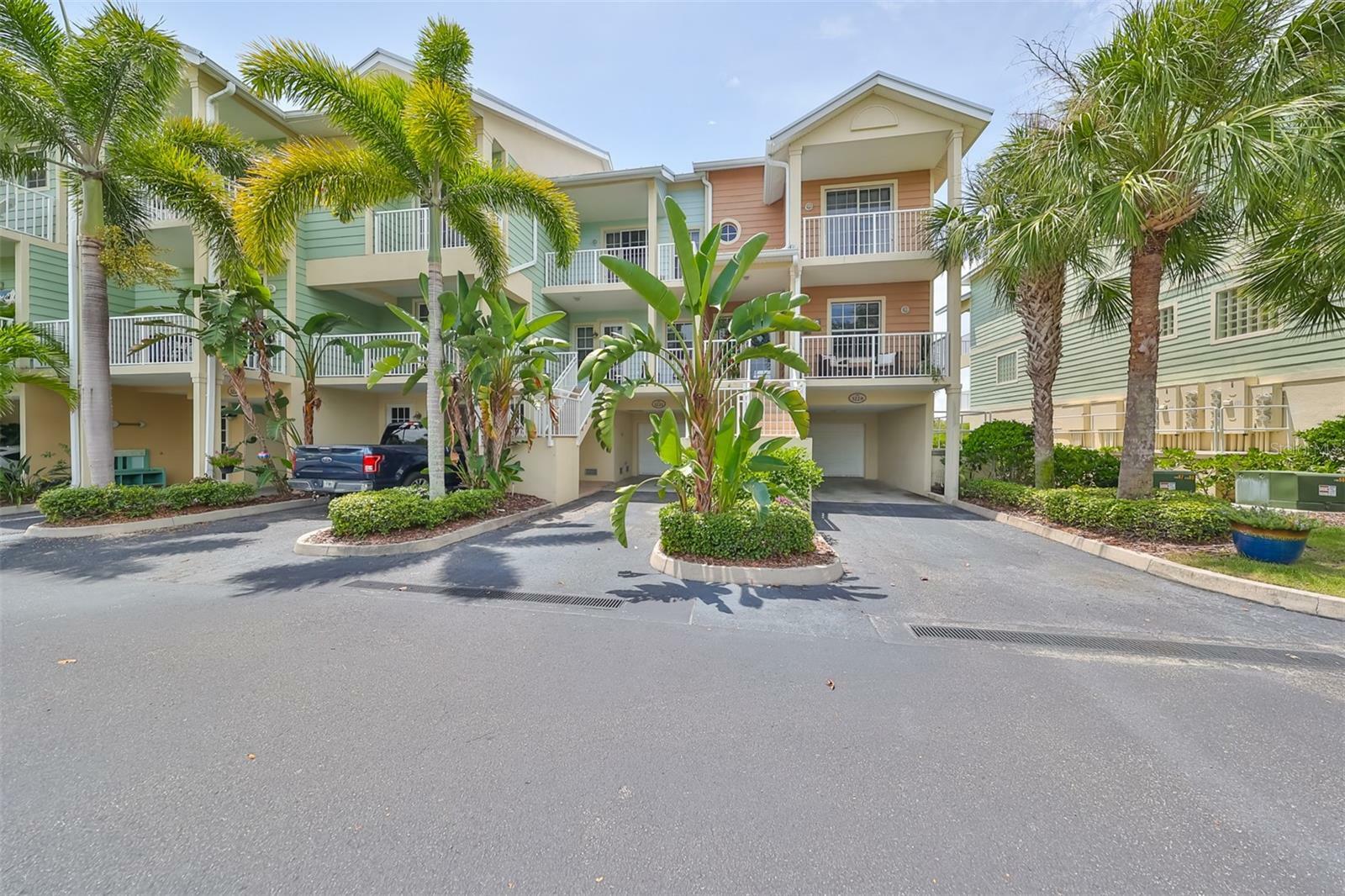 Property Photo:  3226 Mangrove Point Drive  FL 33570 