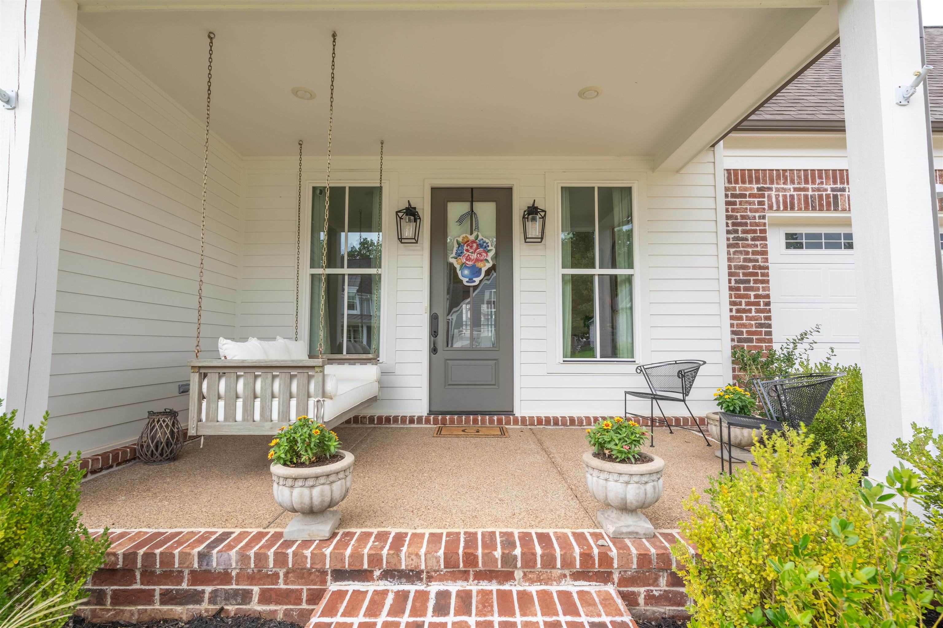 Property Photo:  200 Mary Taylor Way  TN 38017 