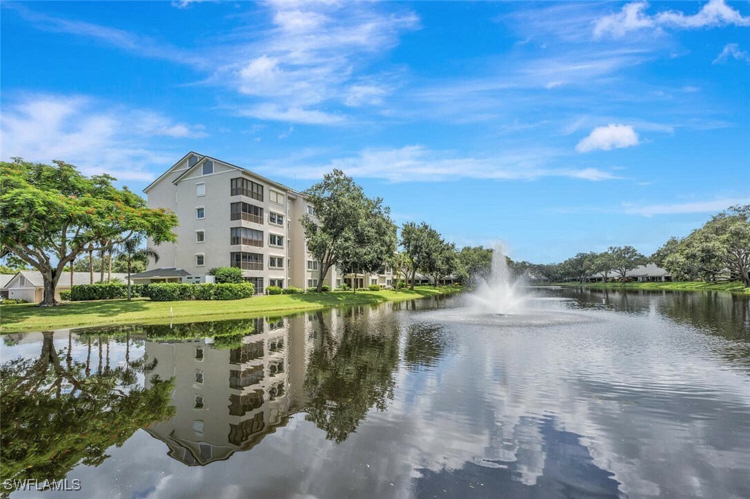 Property Photo:  900 Arbor Lake Drive 206  FL 34110 