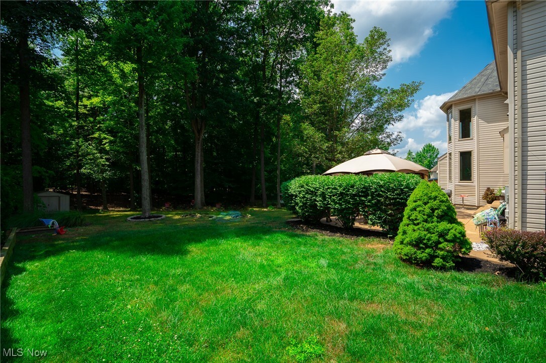 Property Photo:  9379 Chesapeake Drive  OH 44133 