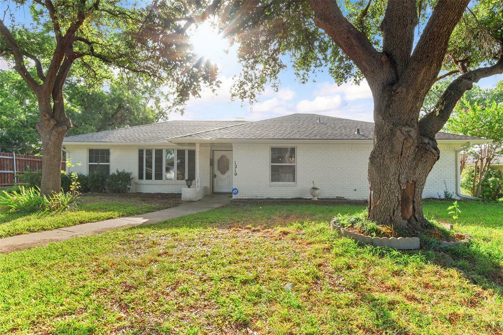 Property Photo:  1210 NW 14th Street  TX 75050 