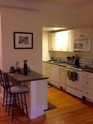 Property Photo:  465 Commonwealth 5  MA 02215 