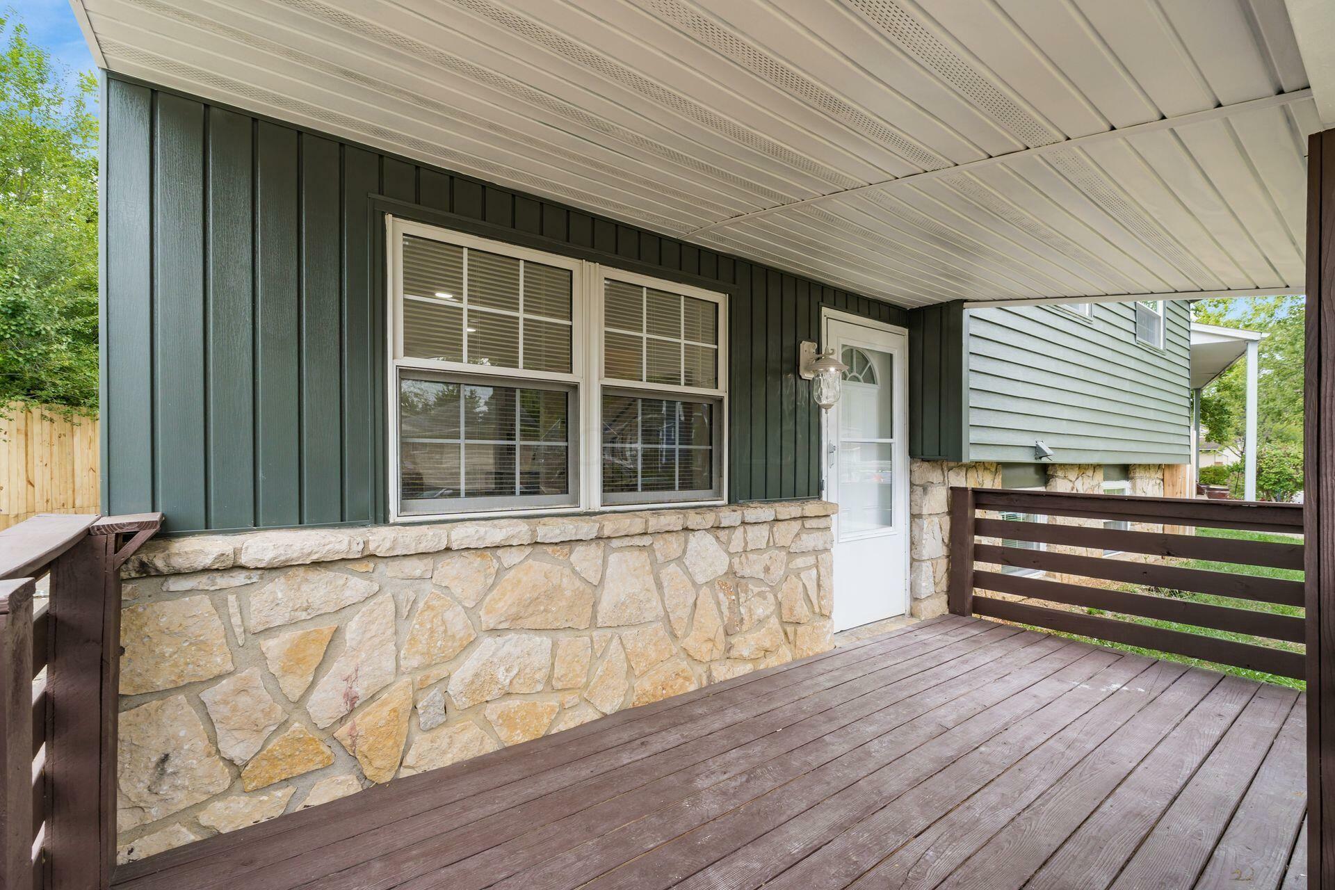 Property Photo:  2877 Falcon Bridge Drive  OH 43232 