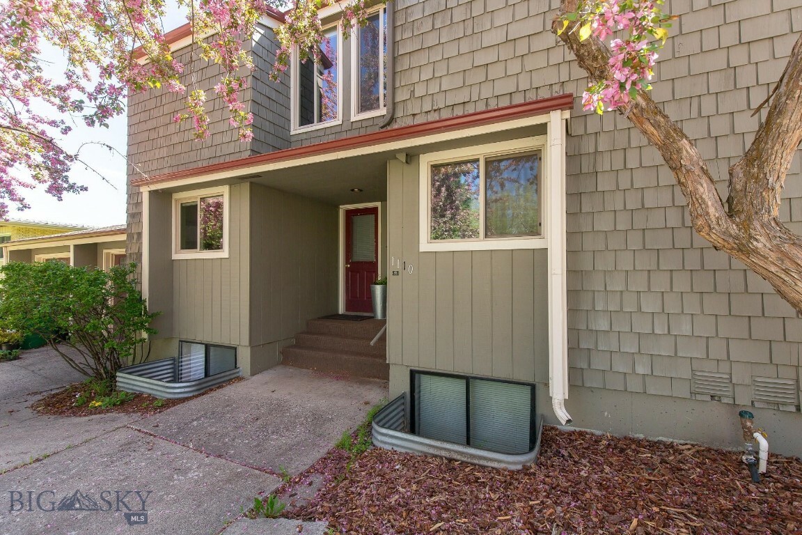 Property Photo:  1110 S Black Avenue  MT 59715 