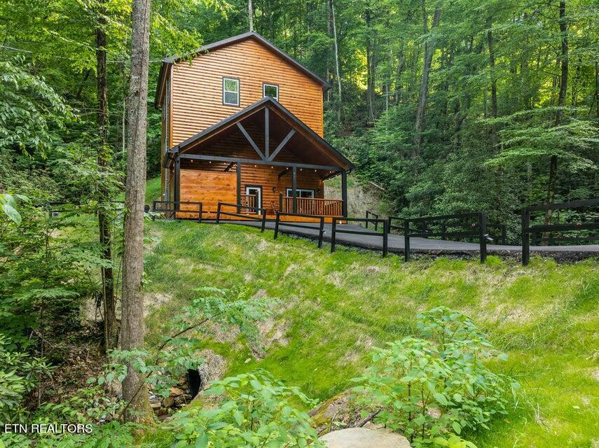 721 Heiden Drive  Gatlinburg TN 37738 photo