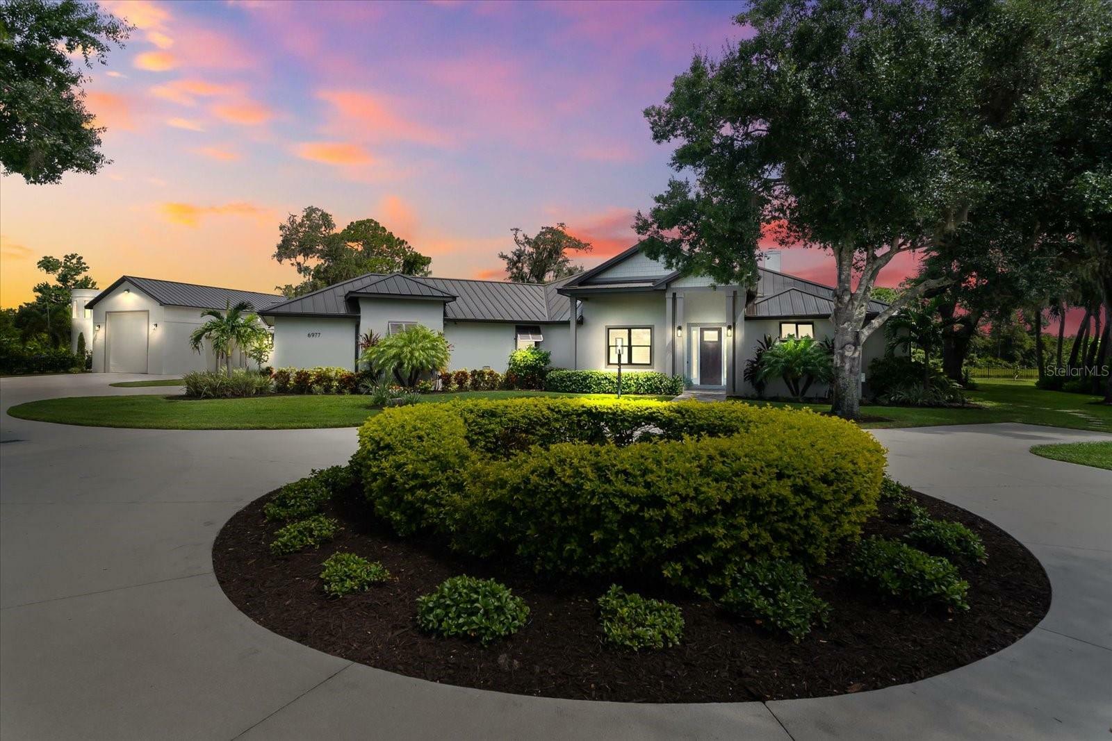 Property Photo:  6977 Bee Ridge Road  FL 34241 