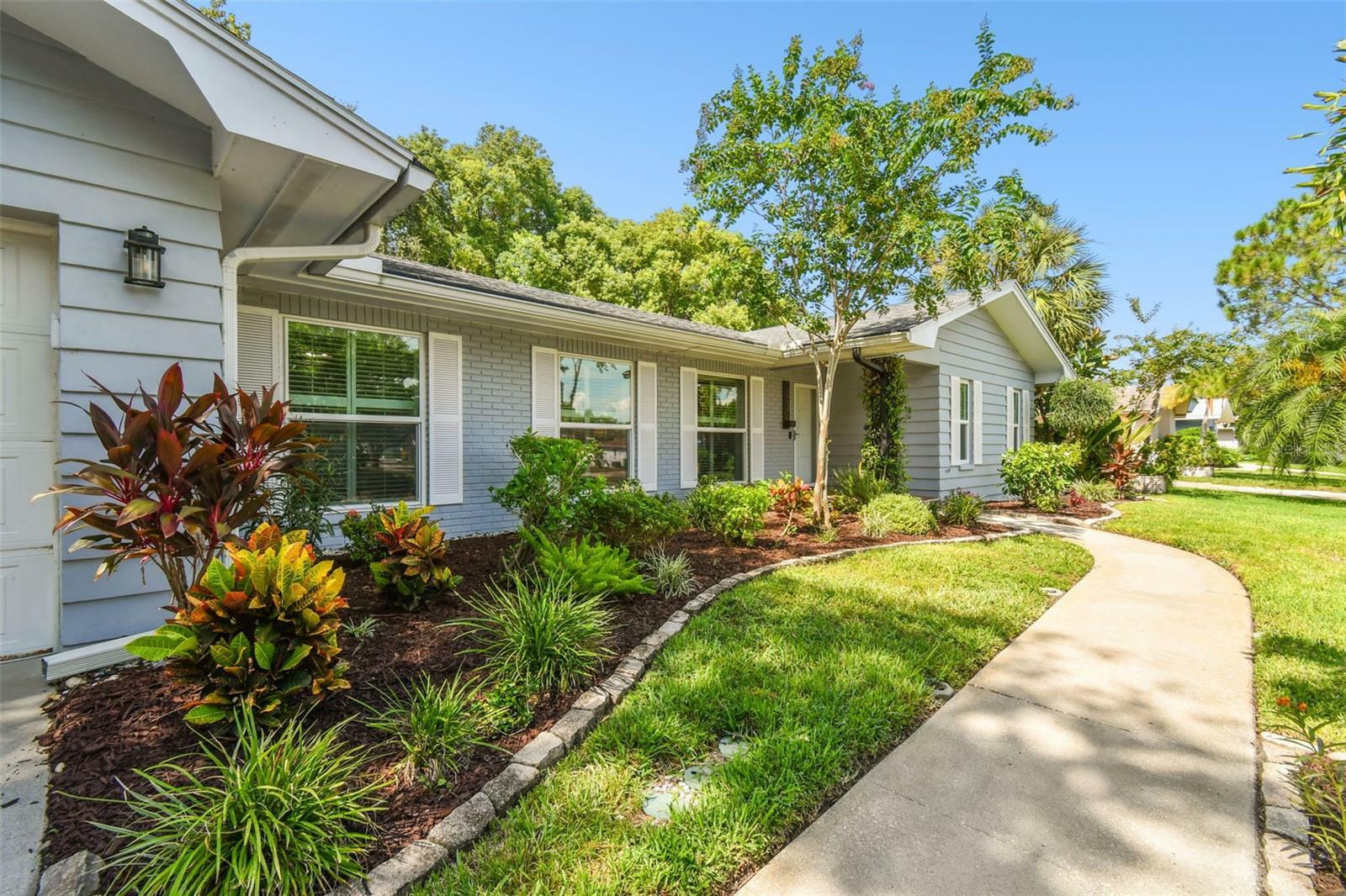 Property Photo:  2264 St Charles Drive  FL 33764 