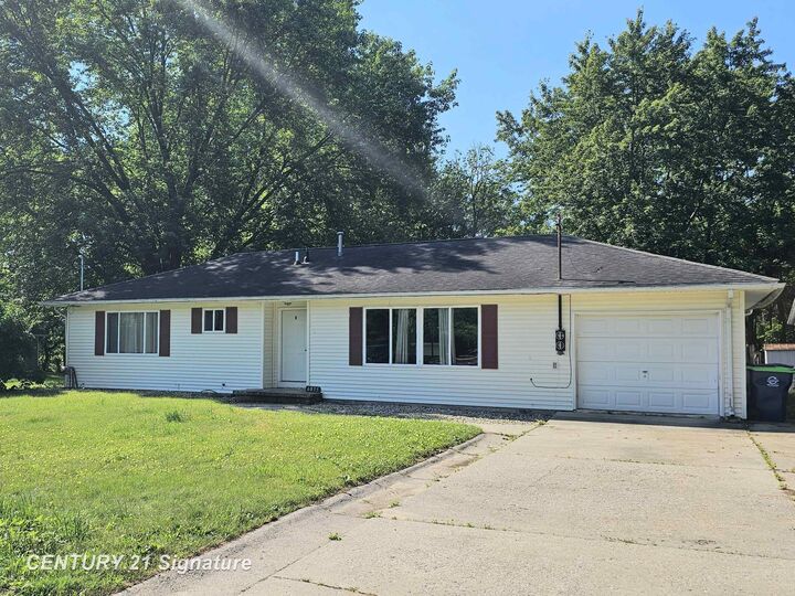 6855 Wallace Drive  Saginaw MI 48609 photo