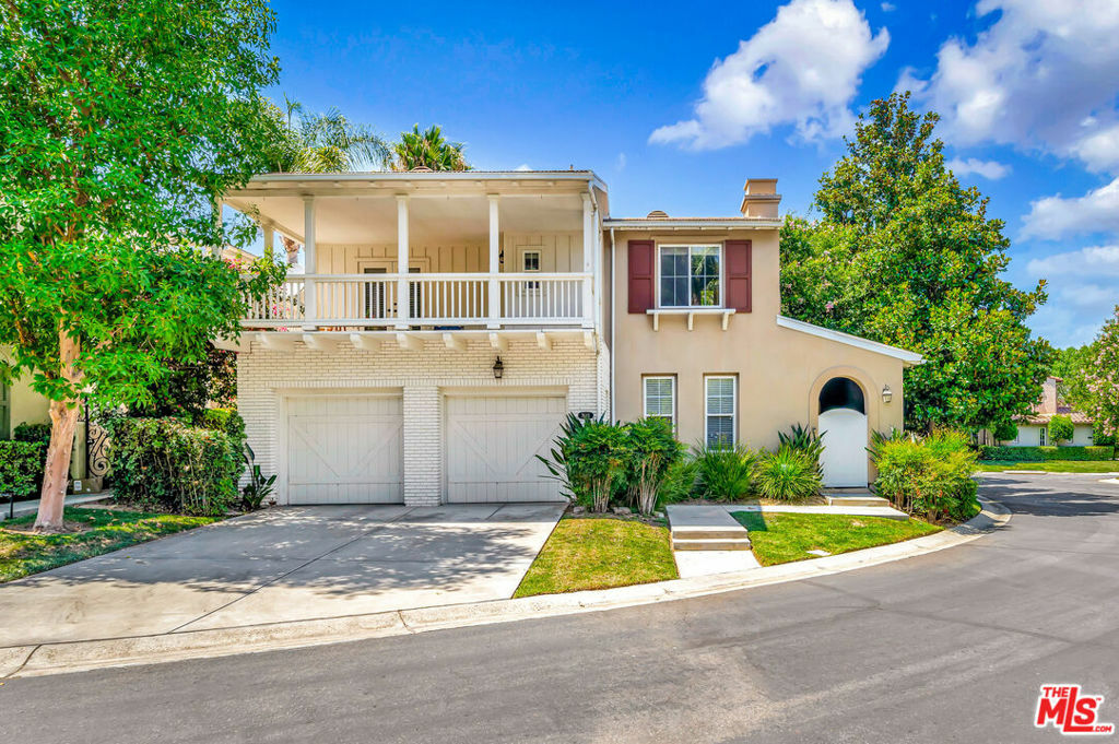 Property Photo:  26811 Brookhollow Drive  CA 91355 