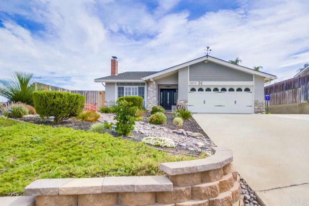 Property Photo:  12673 Ridgeton  CA 92040 