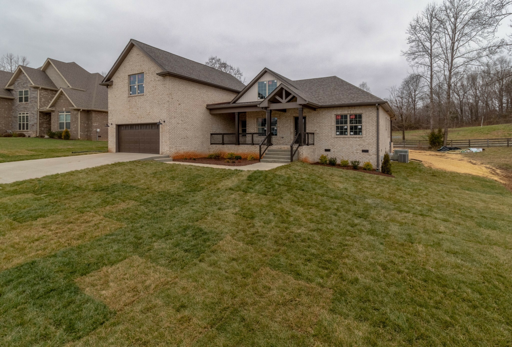 Property Photo:  220 Hall Ct  TN 37010 