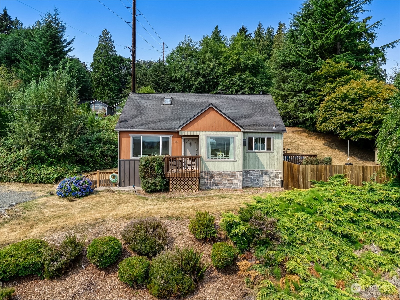 Property Photo:  5530 S 3rd Avenue  WA 98203 