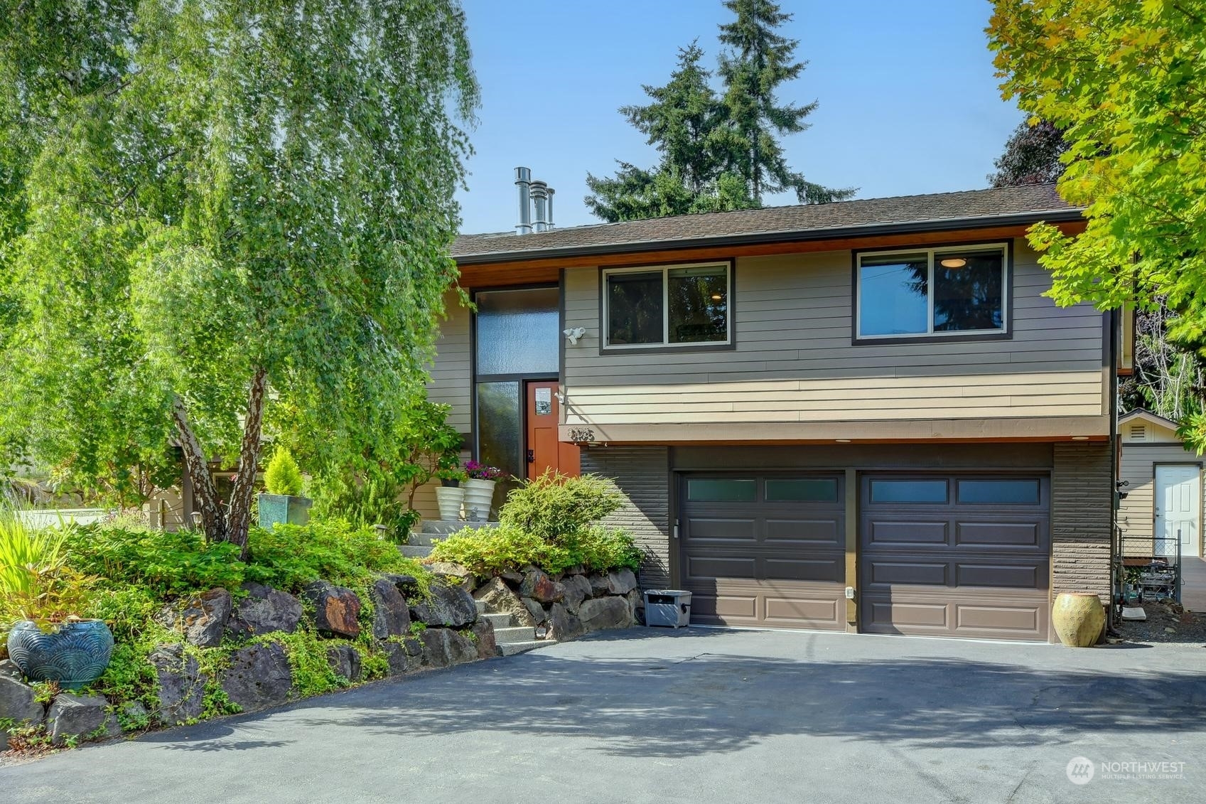 Property Photo:  8105 Sierra Drive  WA 98026 