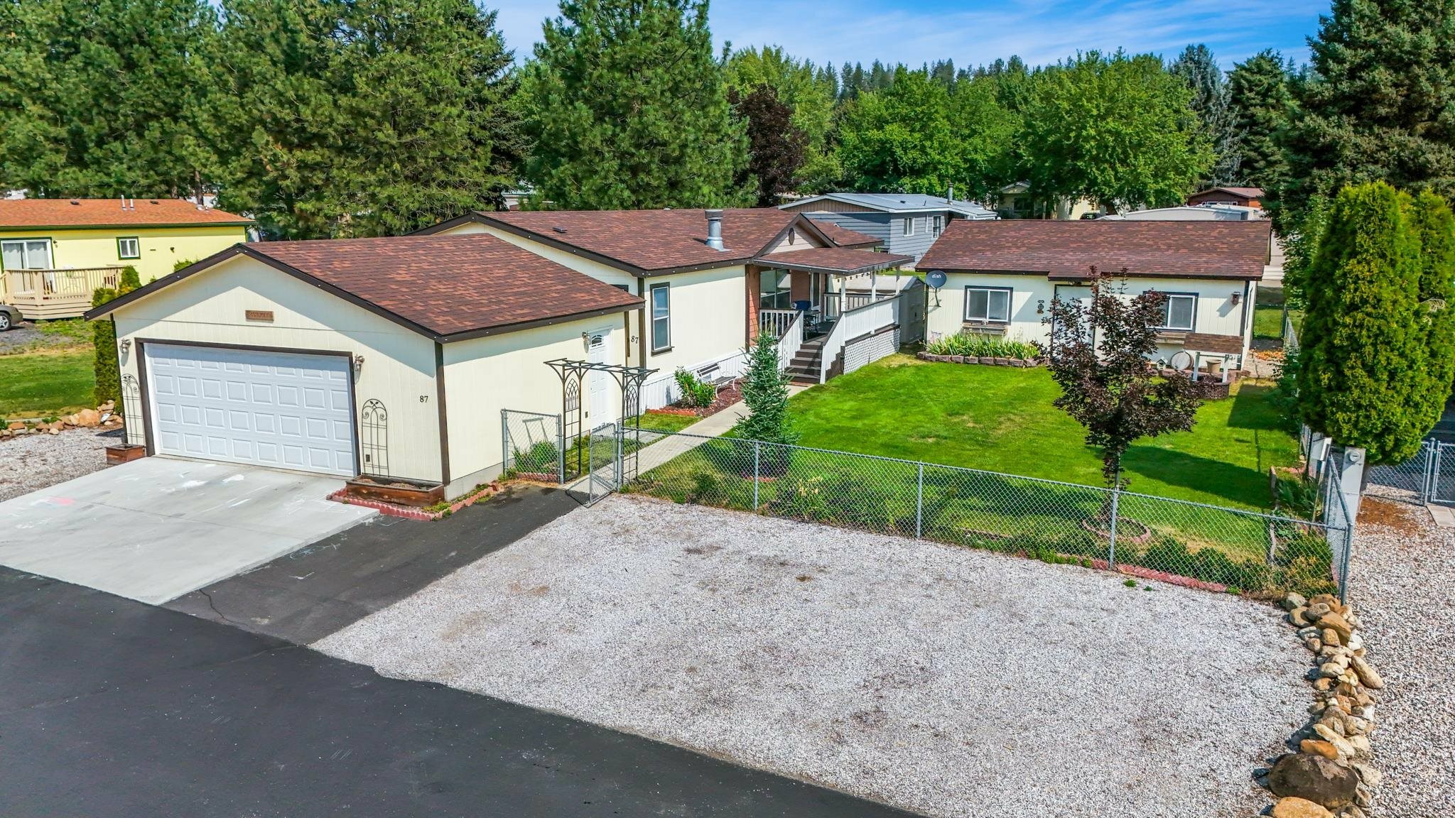 Property Photo:  3110 E Chattaroy Rd #87 Rd  WA 99003 