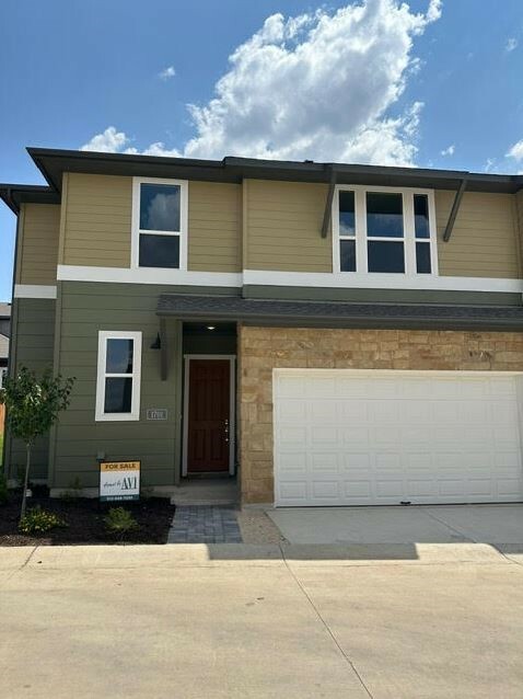 Property Photo: 1020 Vista View Drive 1701 TX 78626