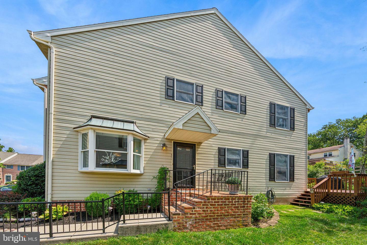 Property Photo:  231 Georgetowne Court  PA 19468 