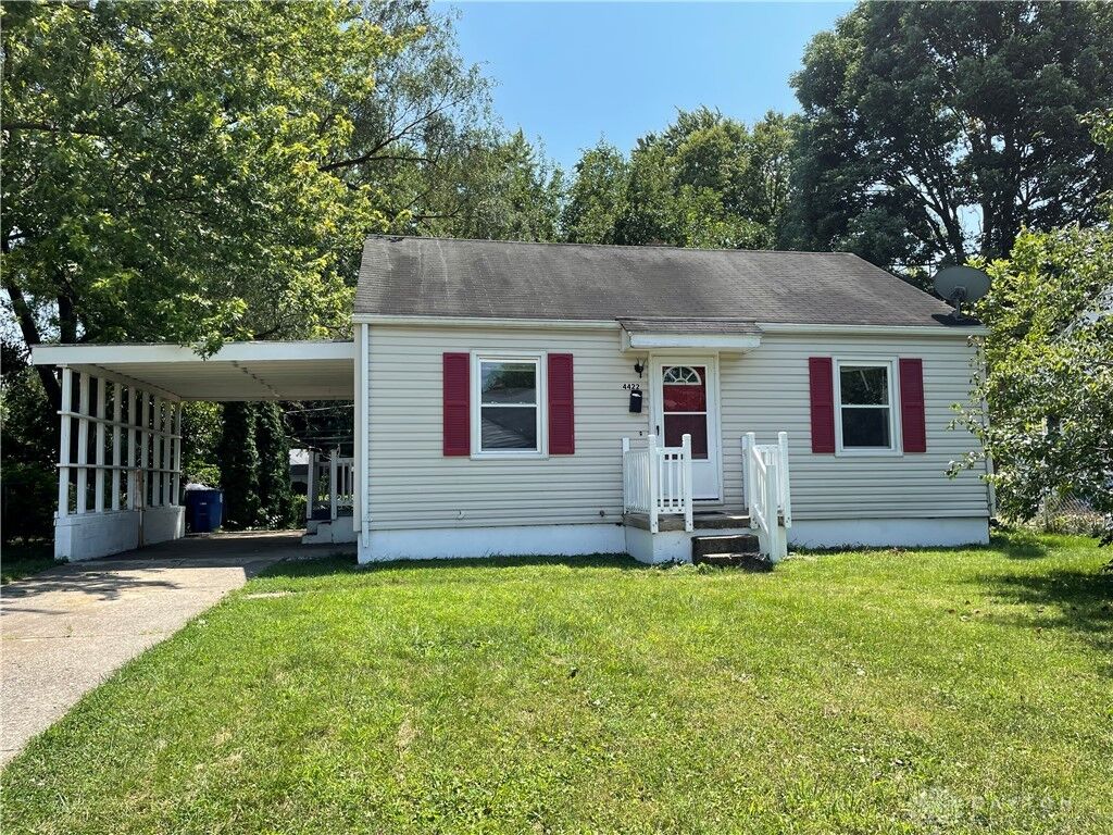 Property Photo: 4422 Elliot Avenue OH 45410