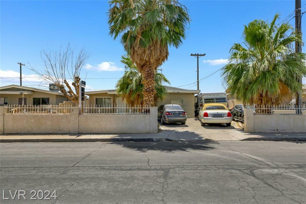 3201 East Diana Drive  North Las Vegas NV 89030 photo