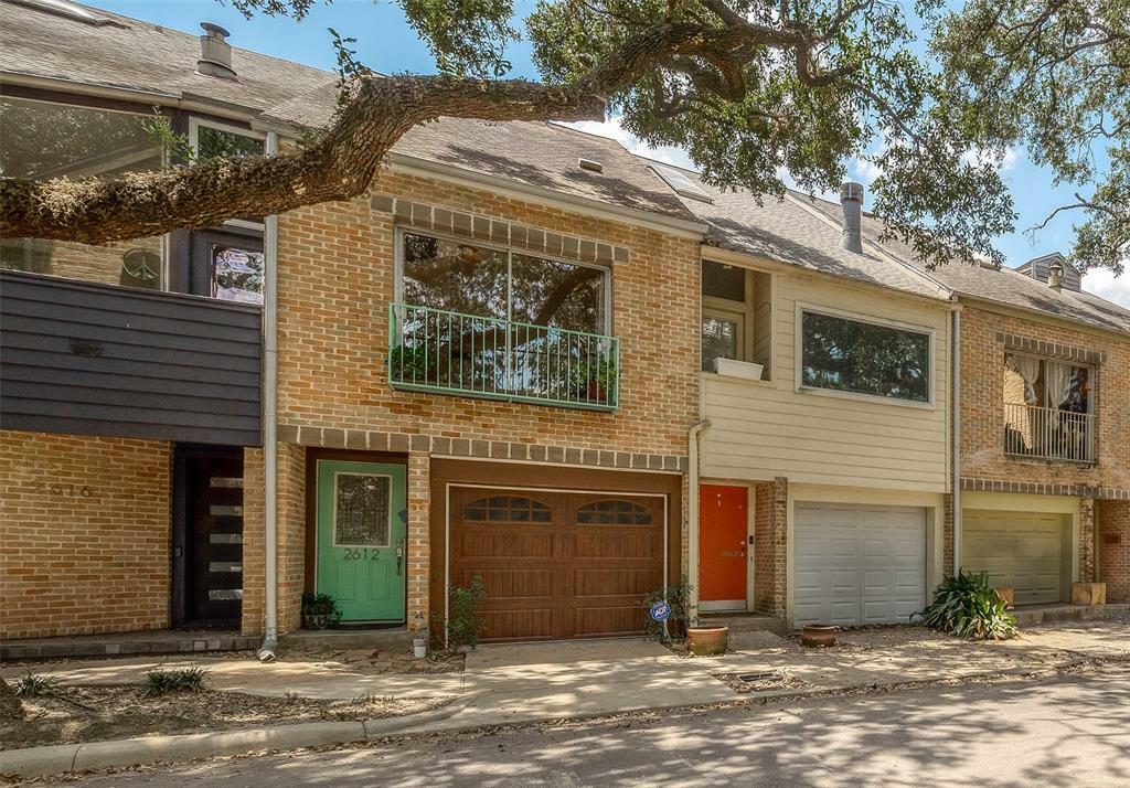 Property Photo:  2612 Ridgewood Street  TX 77006 