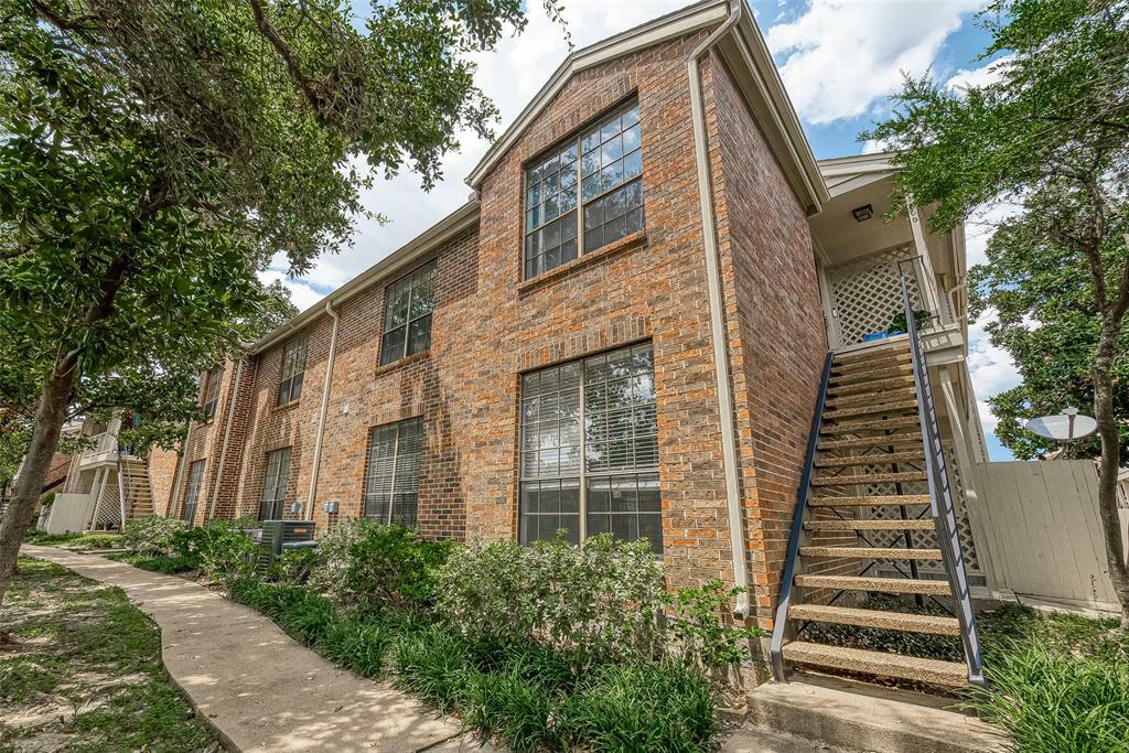 Property Photo:  2121 El Paseo Street 1406  TX 77054 