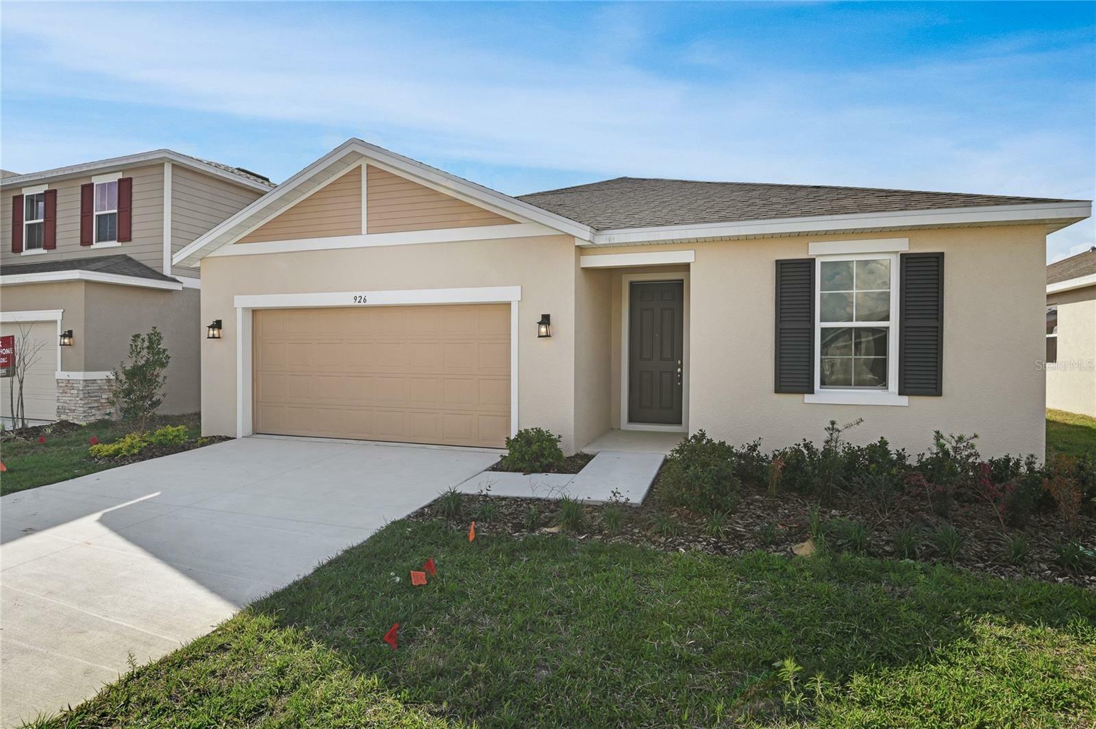 Property Photo:  926 Heirloom Drive  FL 33844 