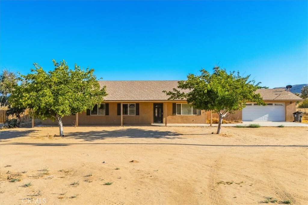 Property Photo:  59099 Henderson Drive  CA 92284 