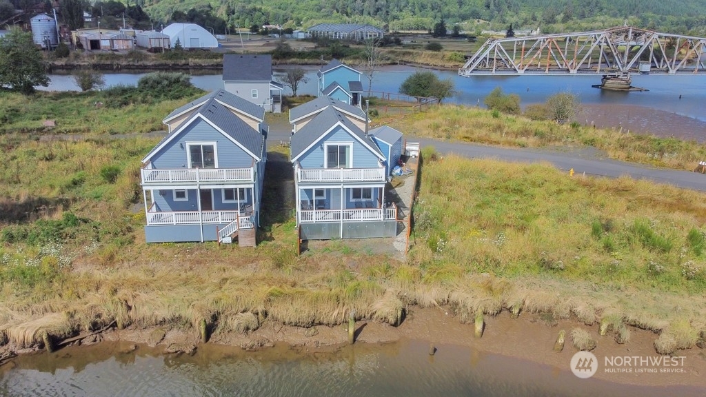 Property Photo:  346 Island Lane  WA 98577 