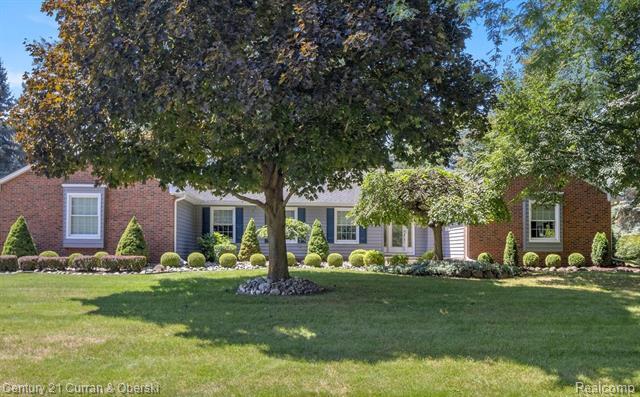 Property Photo: 8821 Northampton Drive MI 48170