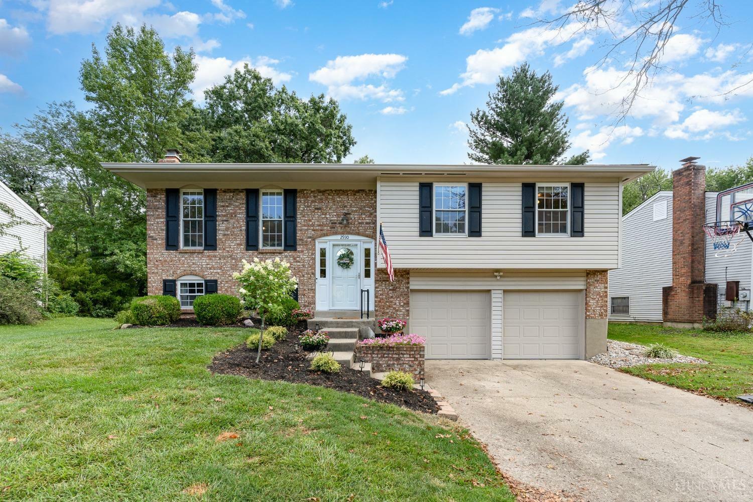 Property Photo: 2930 Larchwood Court OH 45039