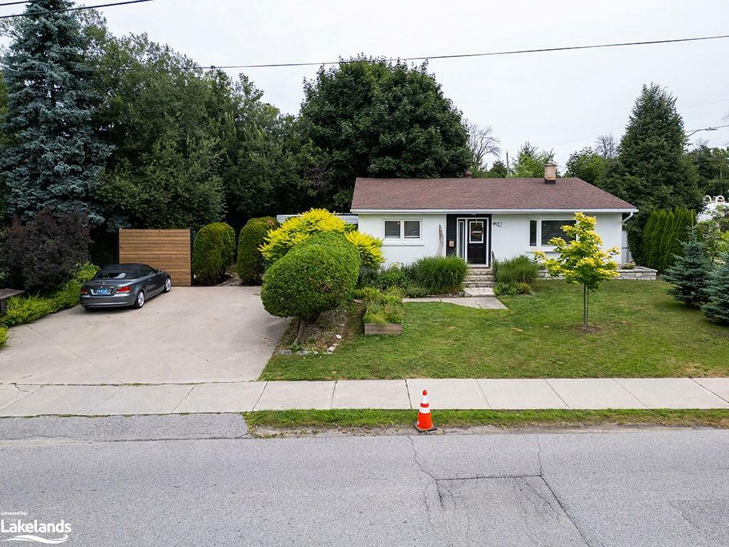 Property Photo:  42 Niagara Street  ON L9Y 3X2 