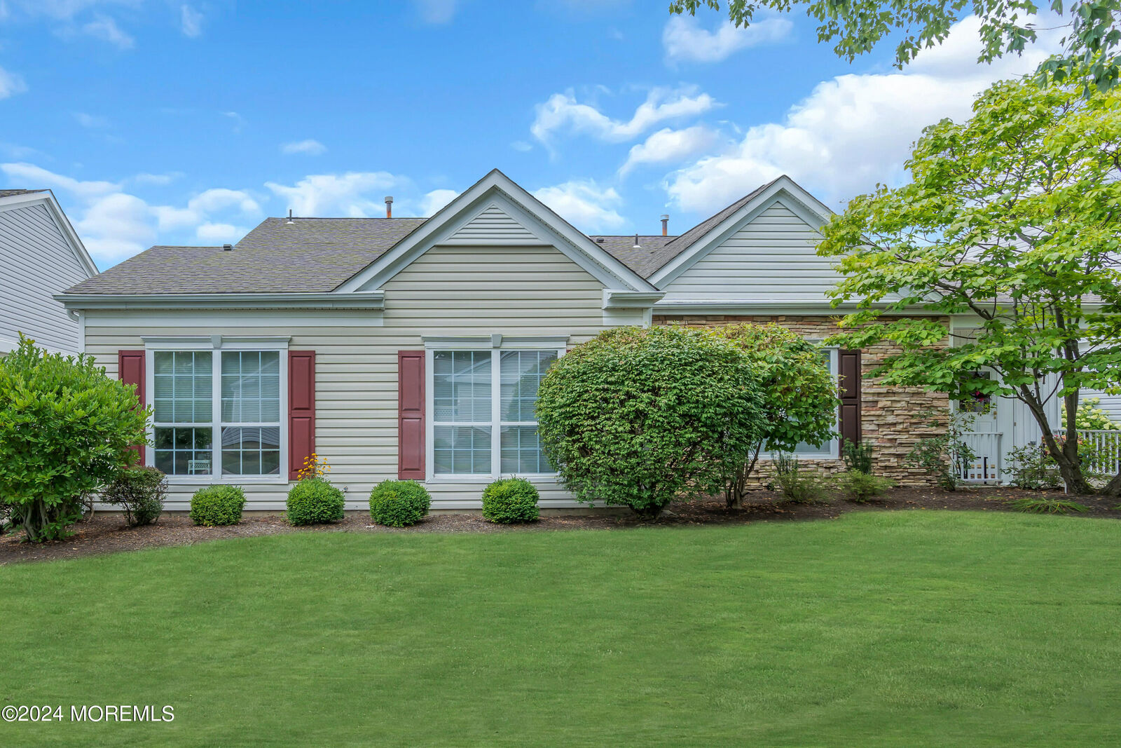 Property Photo:  657 Bluebird Drive  NJ 08831 