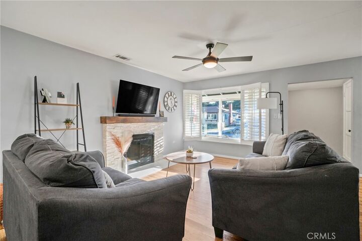Property Photo: 6052 Oliva Avenue CA 90712