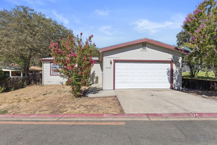 5979 West Park Drive  Ione CA 95640 photo