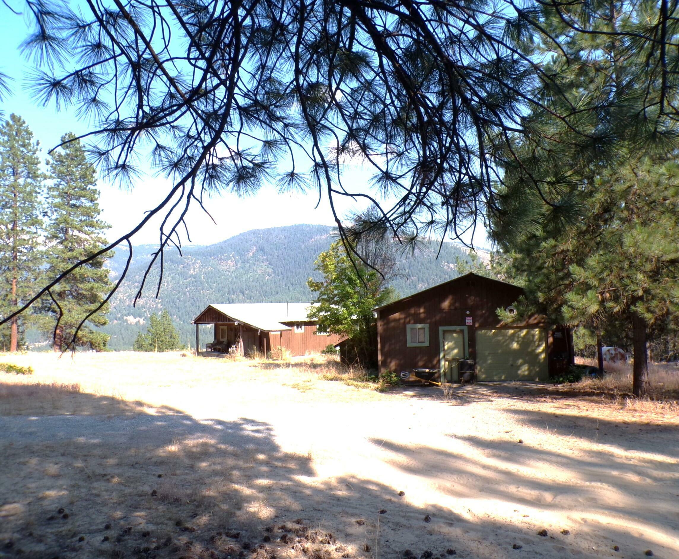 3632 Critter Way  Kettle Falls WA 99141 photo