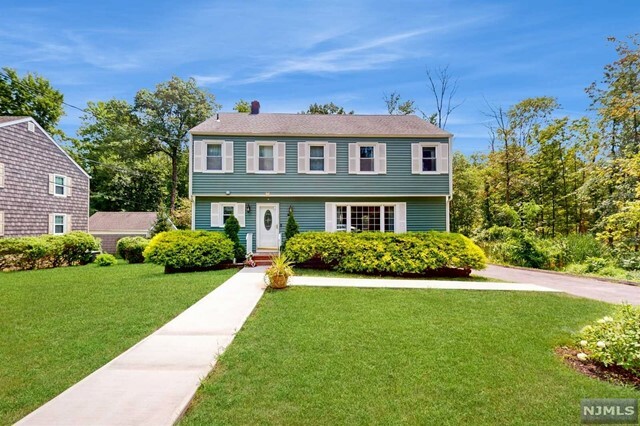 34 Sand Hill Road  Morristown Town NJ 07960 photo