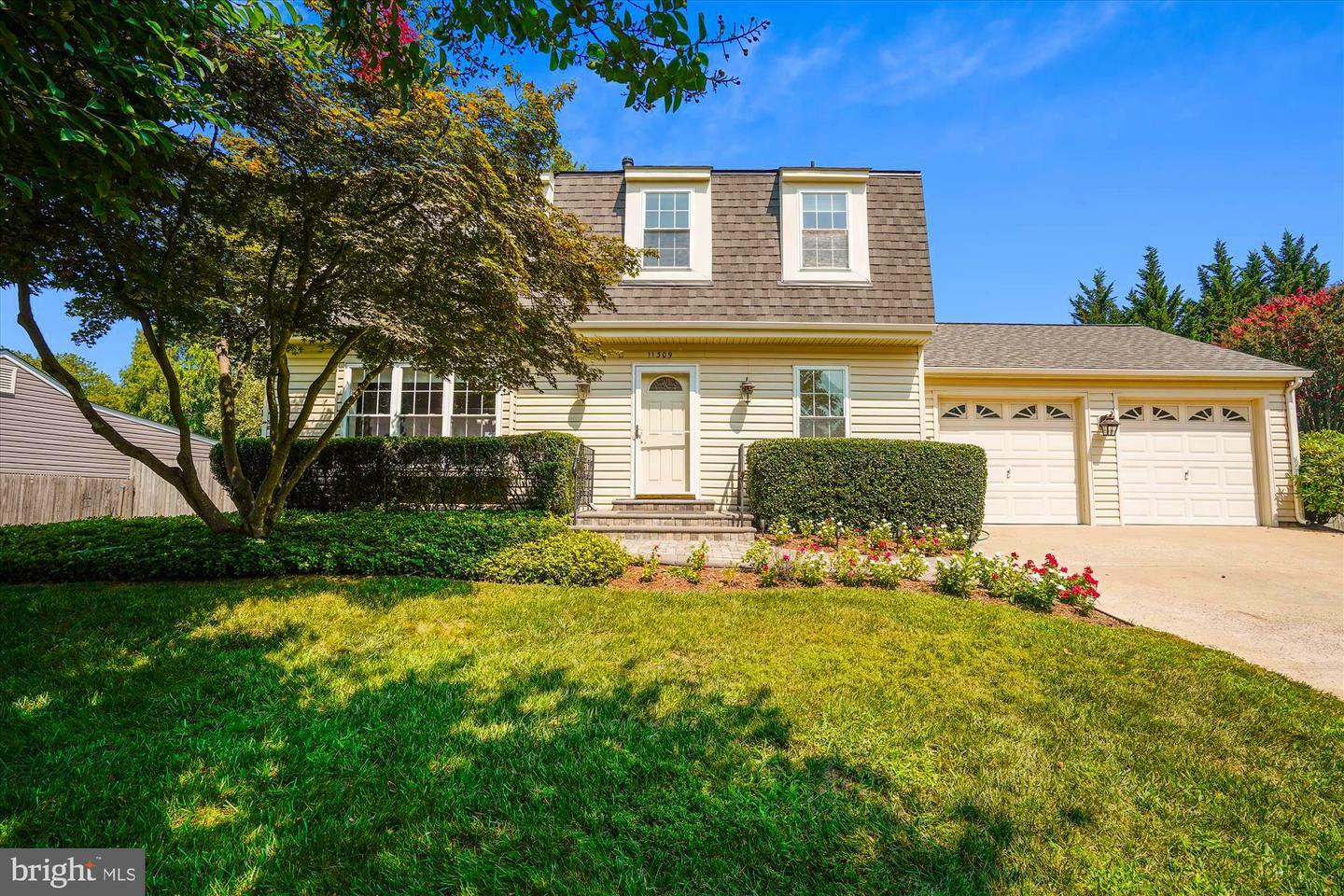 Property Photo:  11309 Dunleith Place  MD 20878 