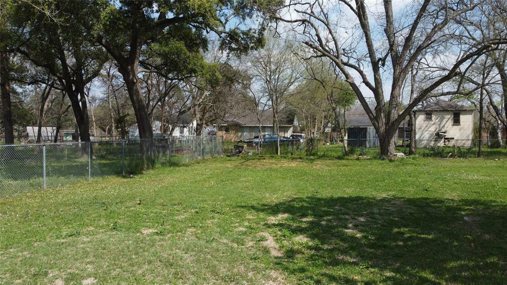 Property Photo:  4102 Falls Lot 7 Street  TX 77026 