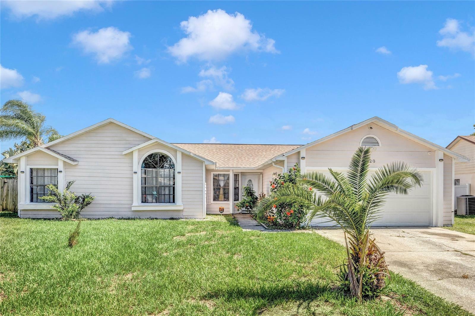 Property Photo:  5920 Norvale Court  FL 32808 