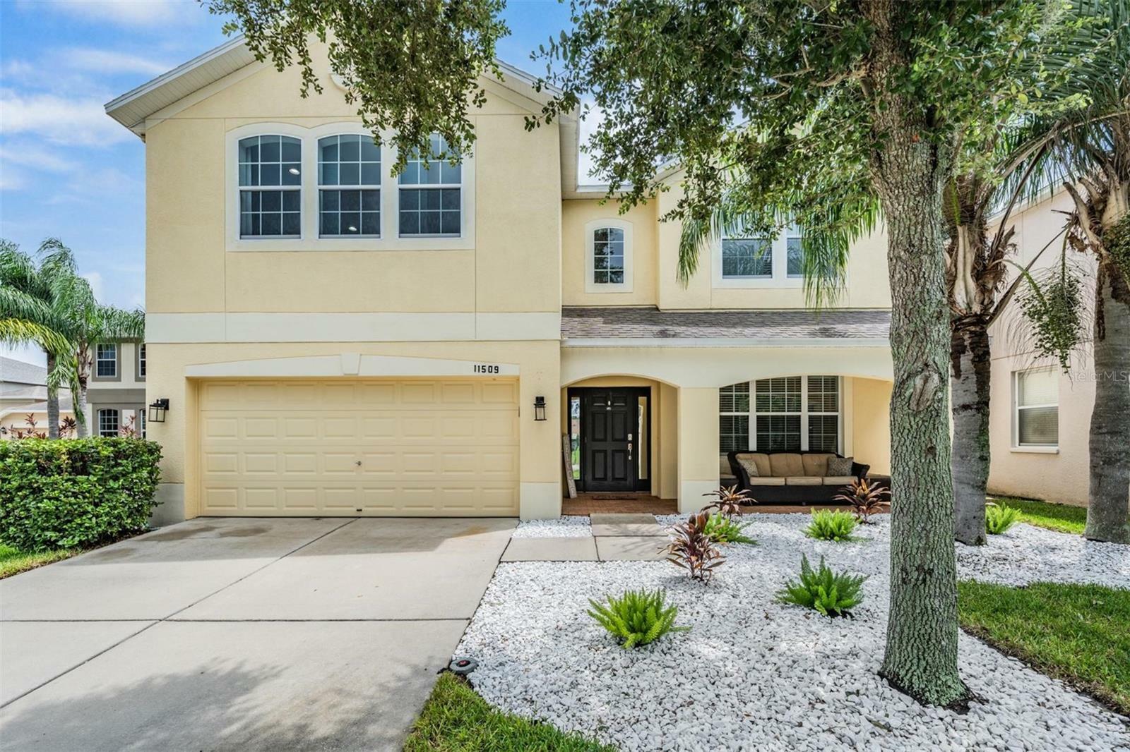 Property Photo: 11509 Dutch Iris Drive FL 33578