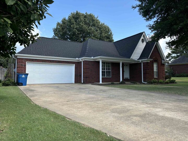 82 Oxford Dr  Atoka TN 38004 photo