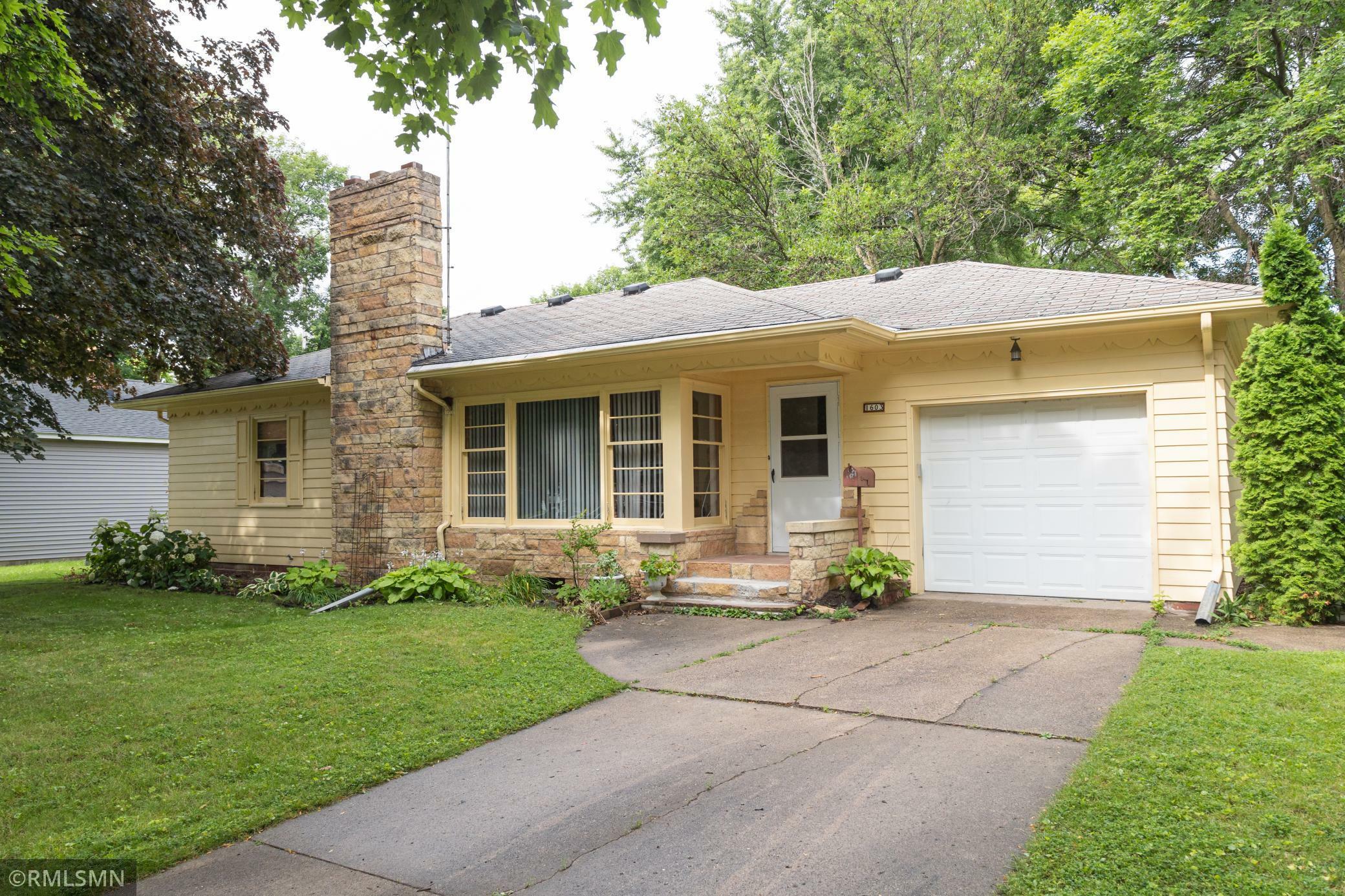 Property Photo:  1603 Judd Avenue N  MN 55336 