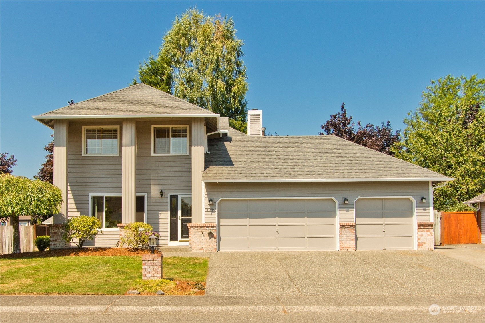 Property Photo:  3309 Spring Place  WA 98022 