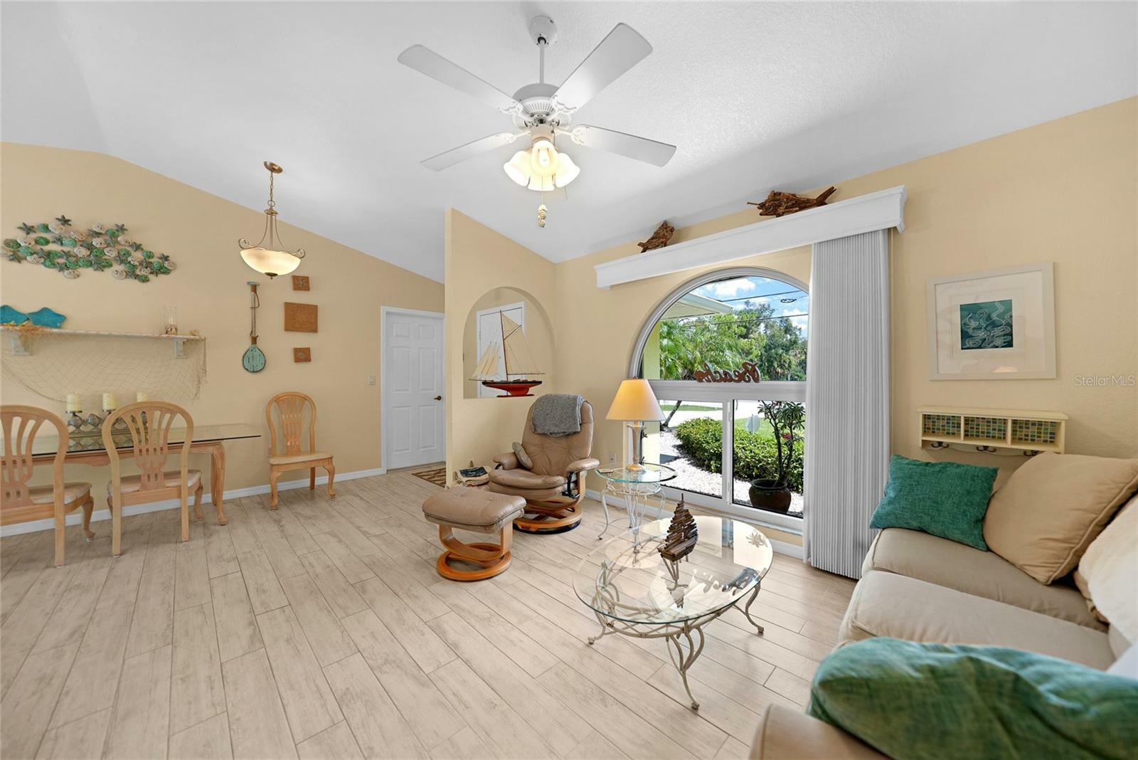 Property Photo:  18403 Edgewater Drive  FL 33948 