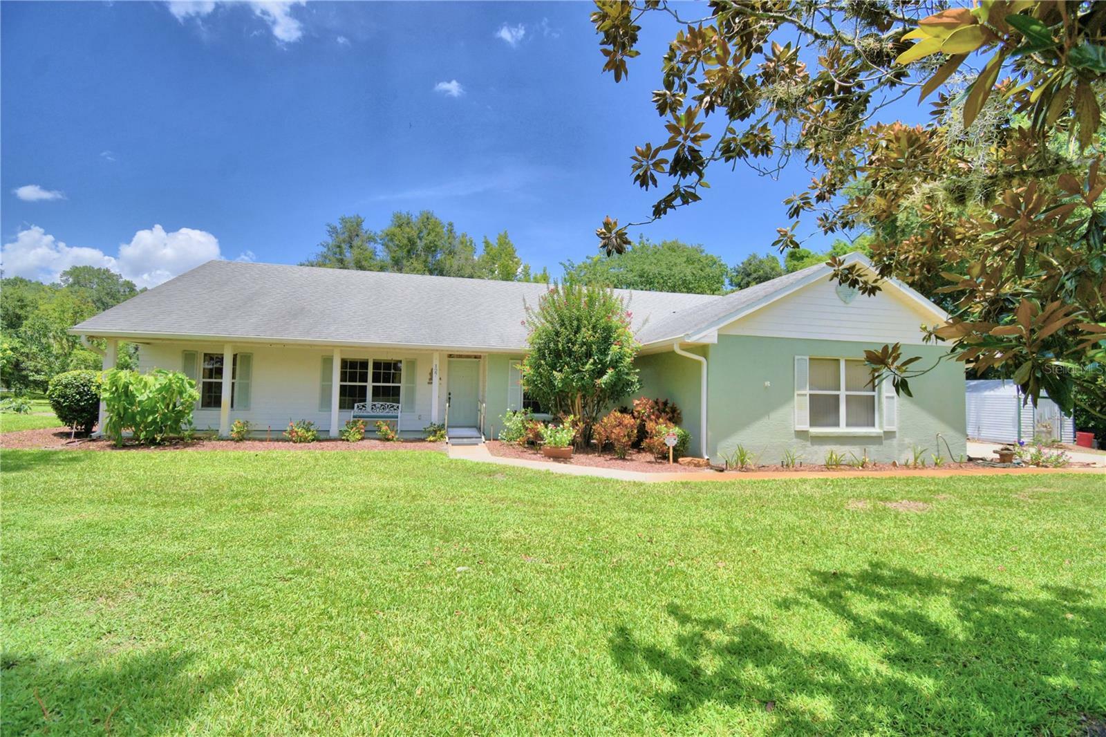 Property Photo:  127 Circle Four Drive  FL 33844 