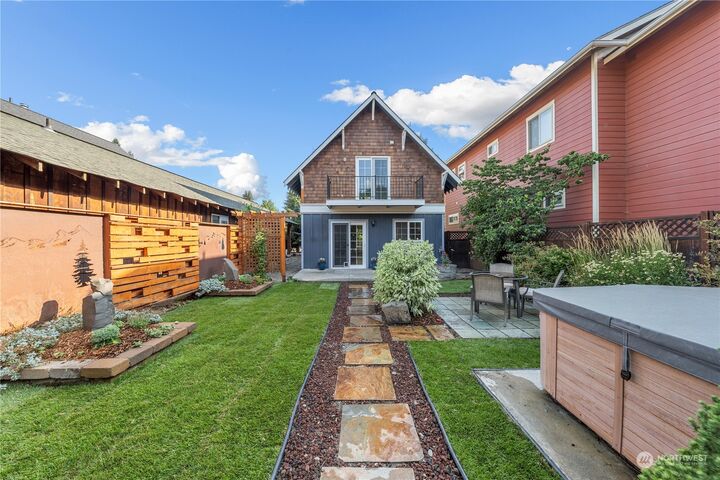 Property Photo:  226 Park Avenue  WA 98826 