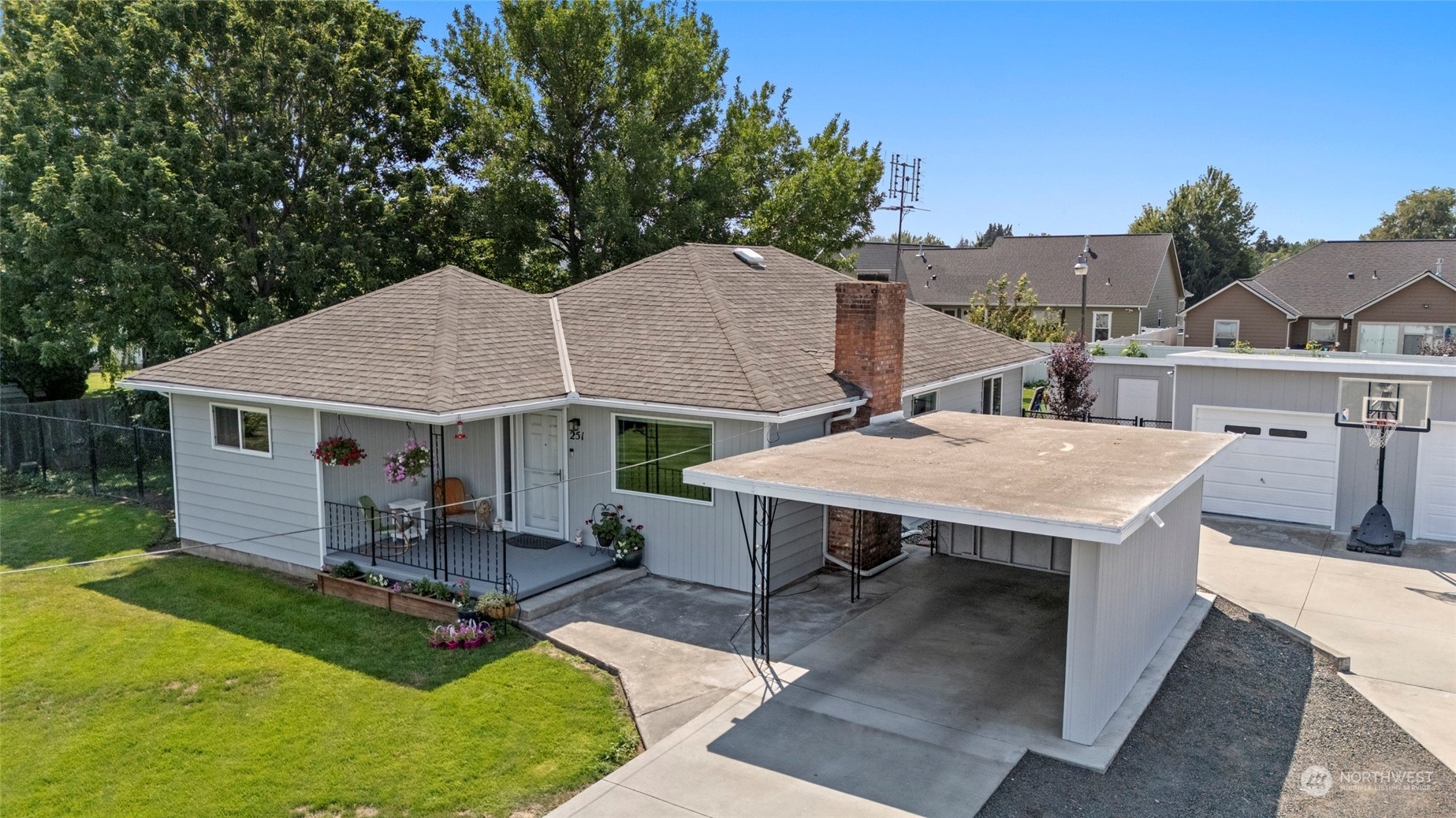 Property Photo:  251 Blalock Drive  WA 99362 