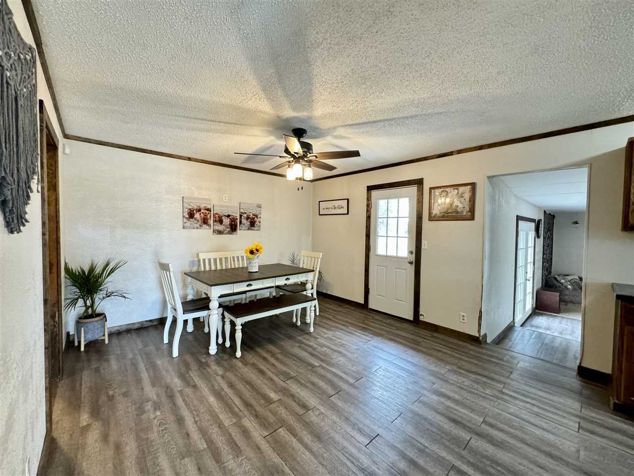 Property Photo:  622 W Oak Street  OK 74030 