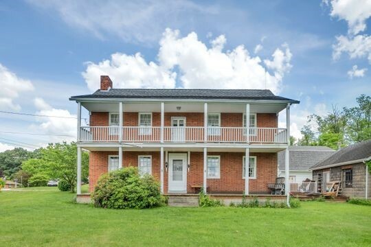 Property Photo:  991 Baker Road  PA 15017 