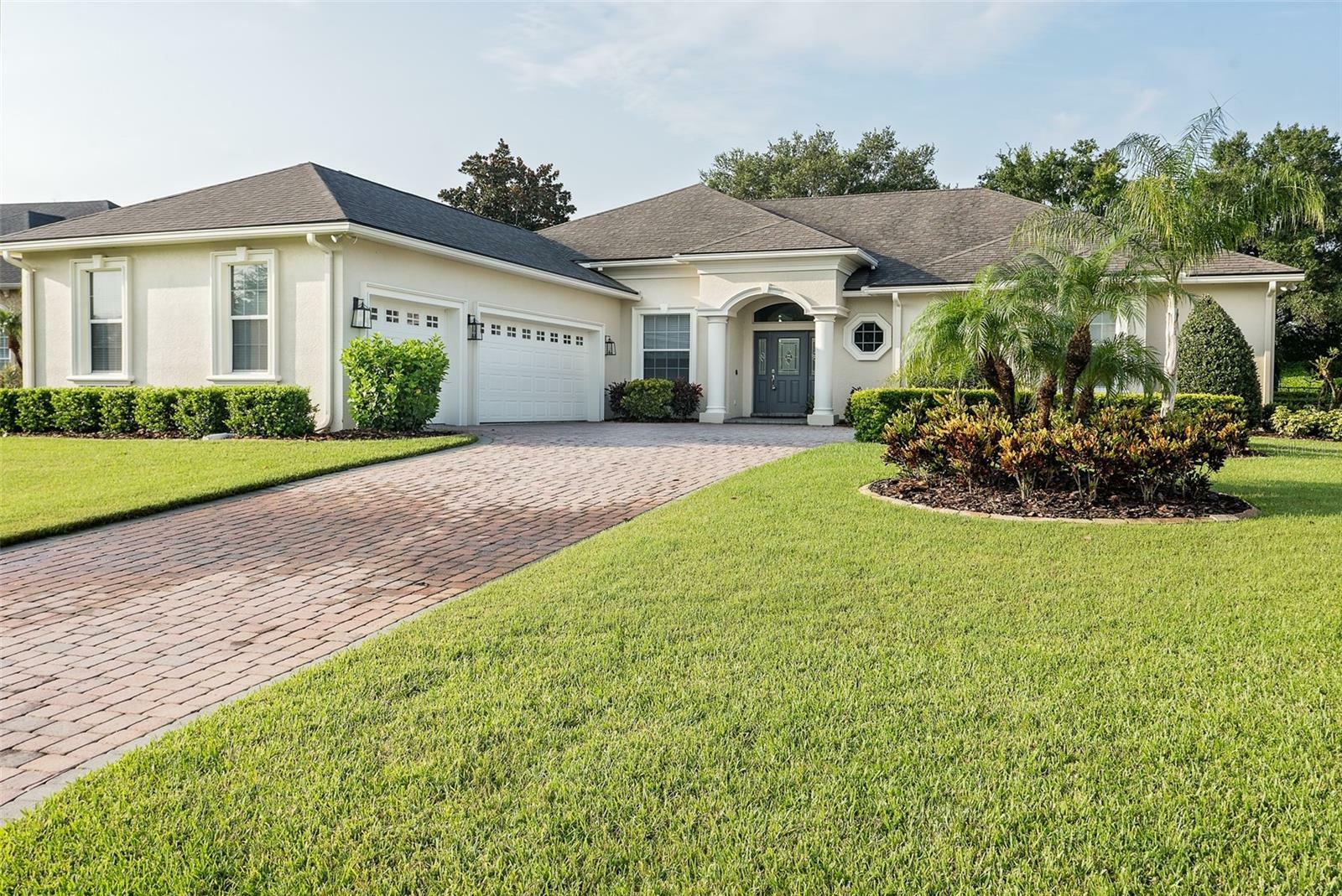 Property Photo:  884 Summerfield Drive  FL 33803 