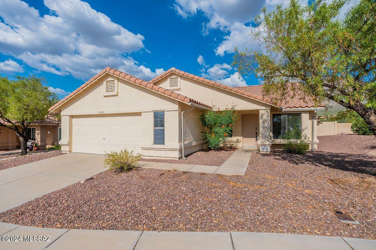 Property Photo:  9950 N Roxbury Drive Drive  AZ 85737 